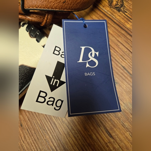 cowprint handbag nwt62$ DS Bags textured beautiful western boho cute farm - Picture 3 of 16